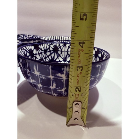 Signature International Shibori 6" Blue And White Rice Bowls Set Of 4 - Picture 8 of 9